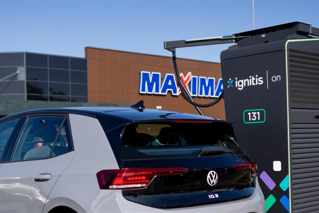 Ignitis ON charging station near Maxima